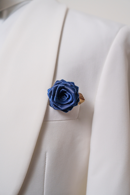 Genzuit $1880 Luxury系列 純白青果領新郎三件套禮服全身穿搭效果